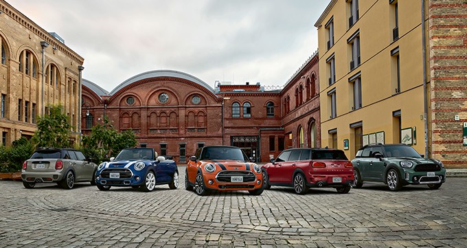どんな些細なことでも、MINI ジーニア スにお声掛けください!